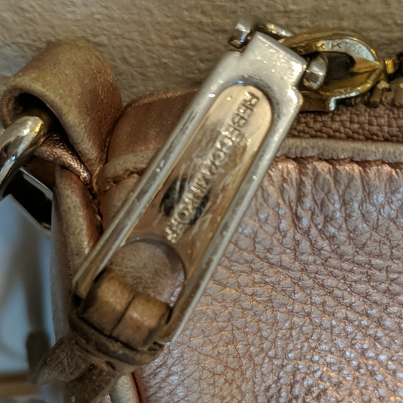 REBECCA MINKOFF ROSE GOLD CROSSBODY - Picture 7 of 8